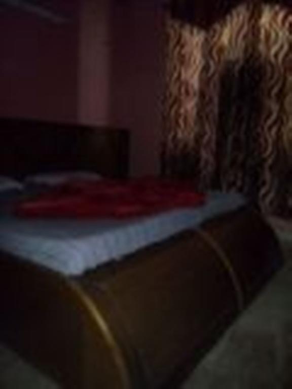 Hotel Hans International Nova Deli Quarto foto