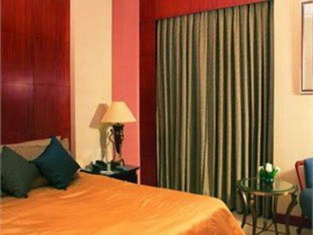 Hotel Hans International Nova Deli Quarto foto